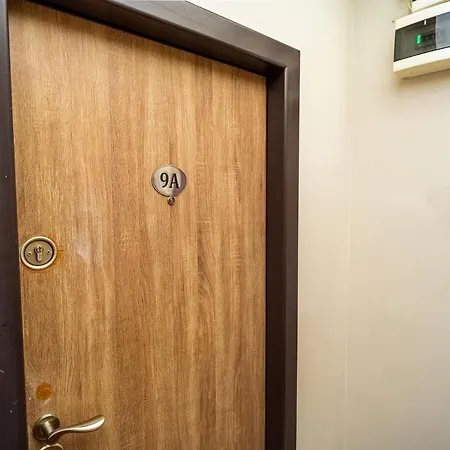 Cozy Apartments near Calea Victoriei-3